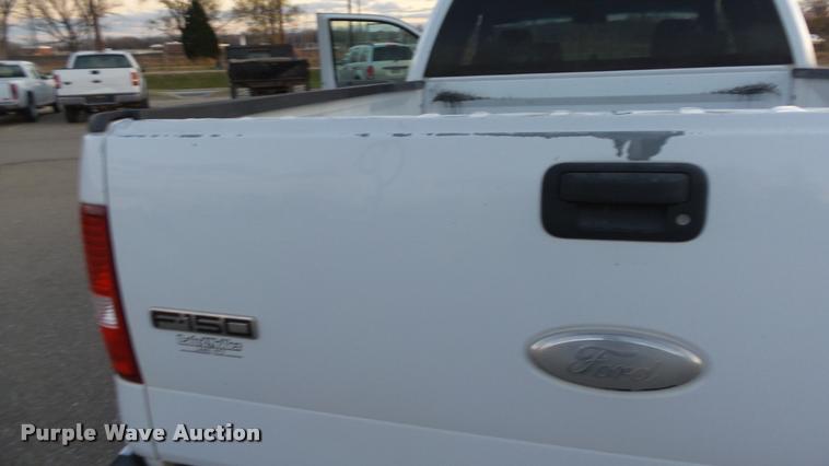 image for item J5716 2007 Ford F150 XLT SuperCab pickup truck