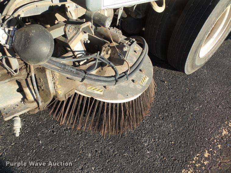 image for item K3319 2001 Sterling SC8000 street sweeper truck