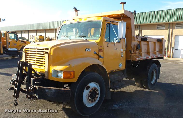 image for item K3320 1997 International 4900 dump truck