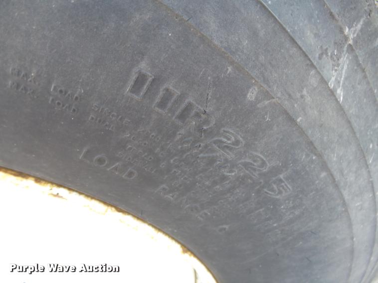 image for item K3320 1997 International 4900 dump truck