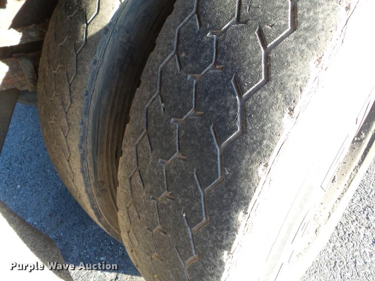 image for item K3320 1997 International 4900 dump truck