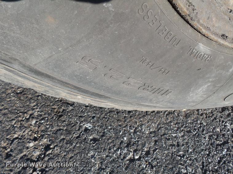 image for item K3320 1997 International 4900 dump truck