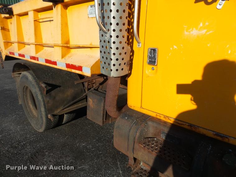 image for item K3320 1997 International 4900 dump truck