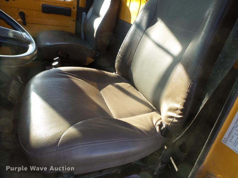 image for item K3320 1997 International 4900 dump truck