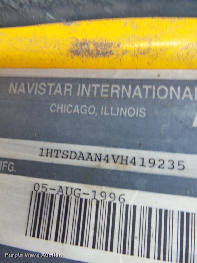 image for item K3320 1997 International 4900 dump truck