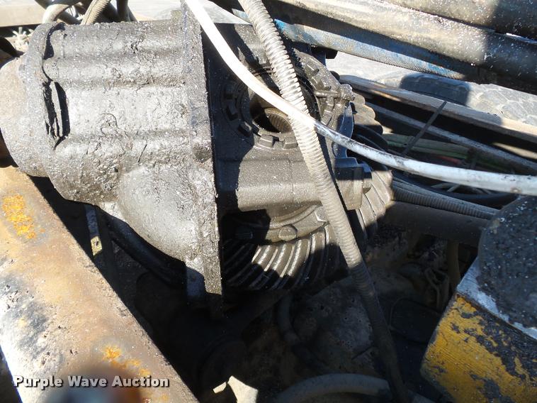 image for item K3322 2006 International 7400 truck cab and chassis