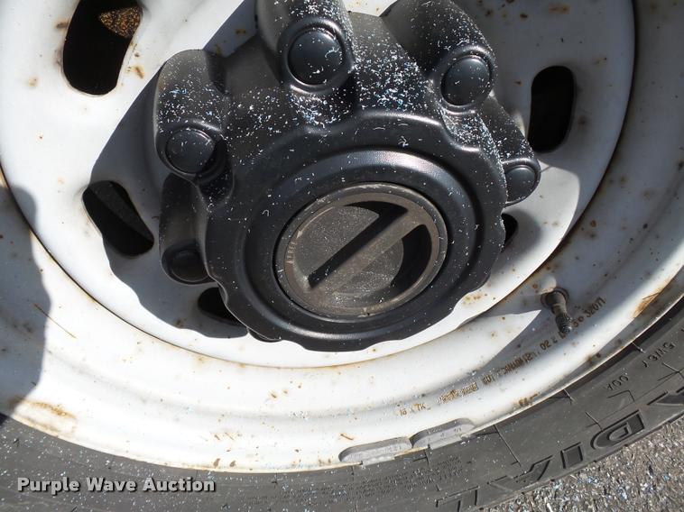 image for item K3325 2003 Ford F250 SuperCab pickup truck