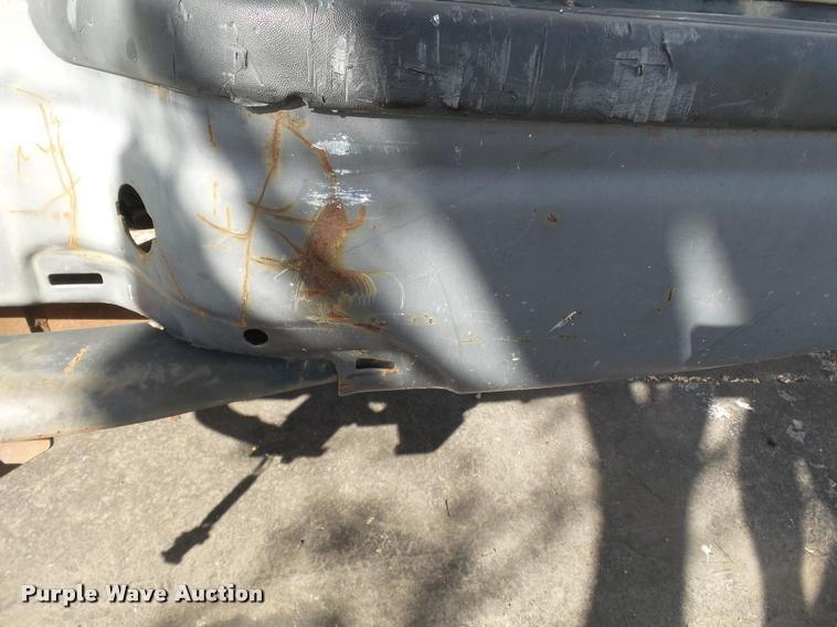 image for item K3325 2003 Ford F250 SuperCab pickup truck