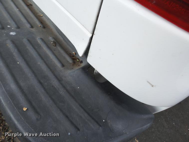 image for item K3325 2003 Ford F250 SuperCab pickup truck