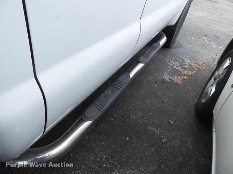 image for item K3325 2003 Ford F250 SuperCab pickup truck