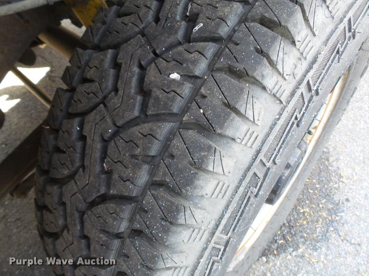 image for item K3325 2003 Ford F250 SuperCab pickup truck