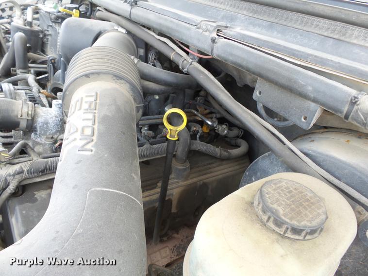 image for item K3325 2003 Ford F250 SuperCab pickup truck