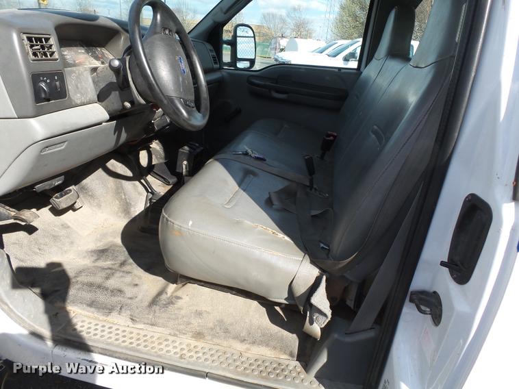 image for item K3325 2003 Ford F250 SuperCab pickup truck