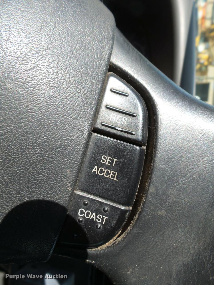 image for item K3325 2003 Ford F250 SuperCab pickup truck