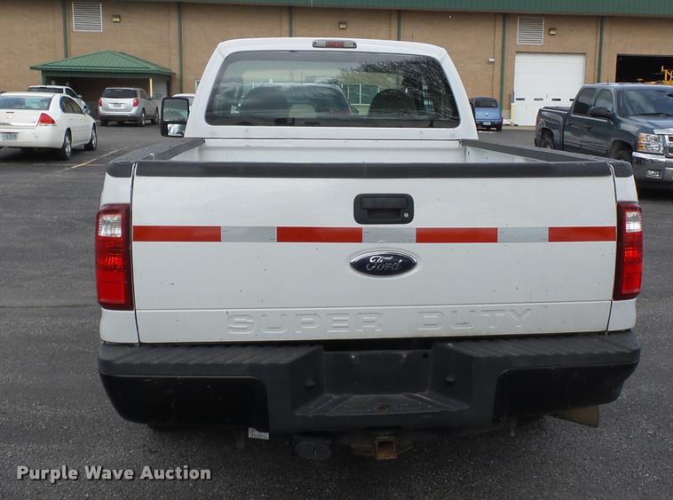 image for item K3332 2008 Ford F350 Super Duty SuperCab pickup truck