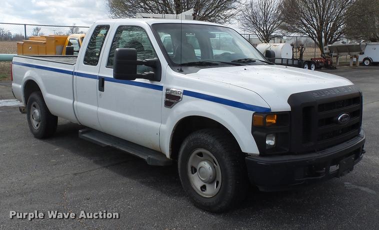 image for item K3332 2008 Ford F350 Super Duty SuperCab pickup truck