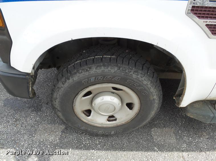 image for item K3332 2008 Ford F350 Super Duty SuperCab pickup truck