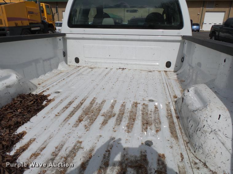 image for item K3332 2008 Ford F350 Super Duty SuperCab pickup truck