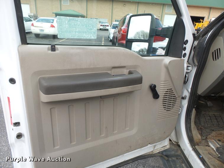 image for item K3332 2008 Ford F350 Super Duty SuperCab pickup truck