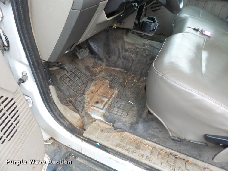 image for item K3332 2008 Ford F350 Super Duty SuperCab pickup truck