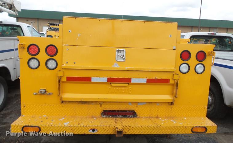 image for item K3333 2008 Ford F350 Super Duty utility bed pickup truck