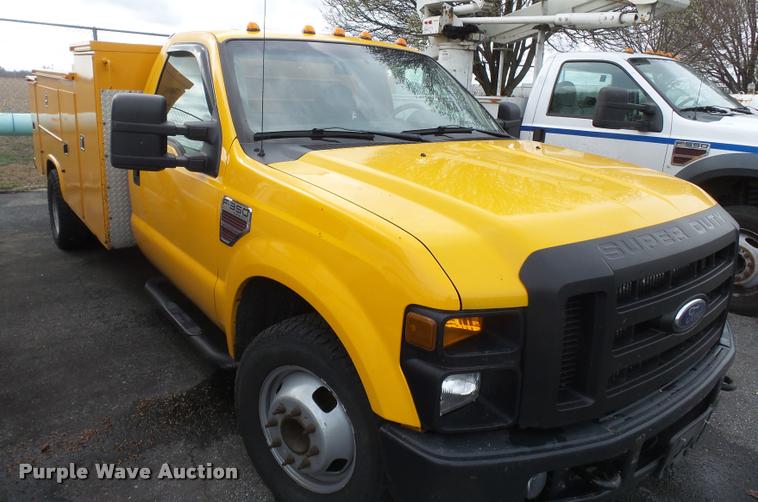 image for item K3333 2008 Ford F350 Super Duty utility bed pickup truck