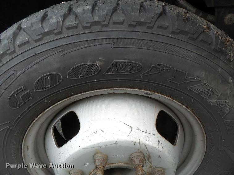 image for item K3333 2008 Ford F350 Super Duty utility bed pickup truck