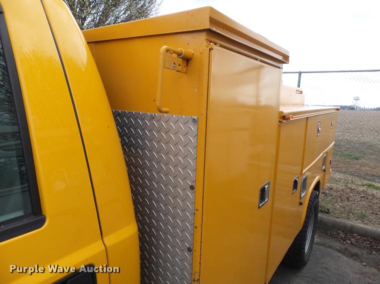 image for item K3333 2008 Ford F350 Super Duty utility bed pickup truck