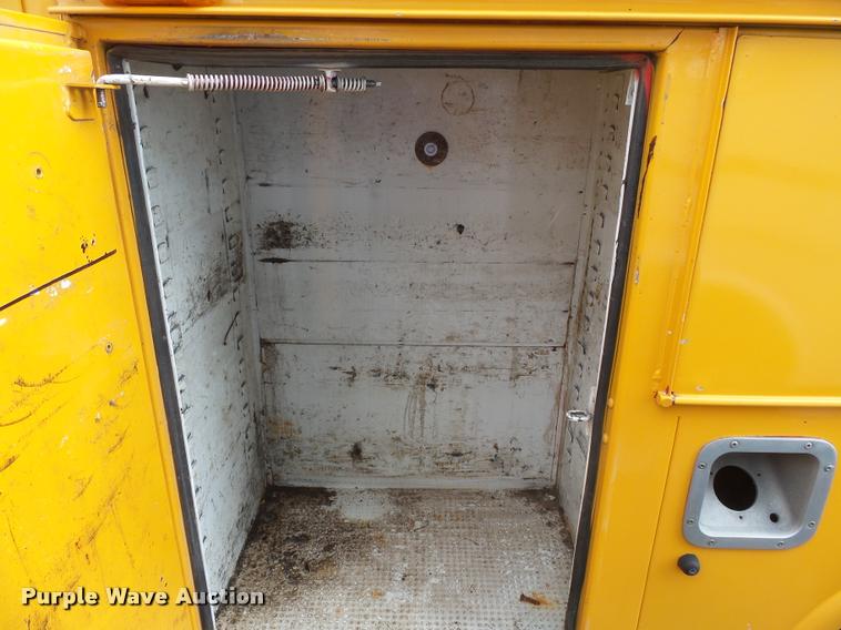 image for item K3333 2008 Ford F350 Super Duty utility bed pickup truck