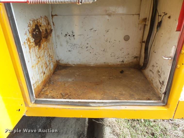 image for item K3333 2008 Ford F350 Super Duty utility bed pickup truck