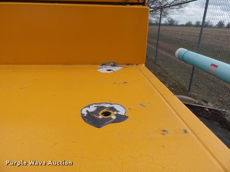 image for item K3333 2008 Ford F350 Super Duty utility bed pickup truck