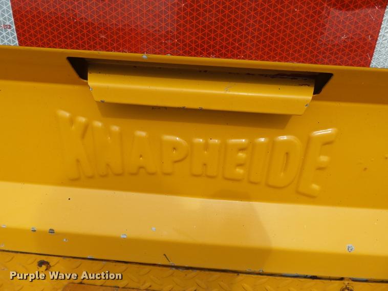 image for item K3333 2008 Ford F350 Super Duty utility bed pickup truck