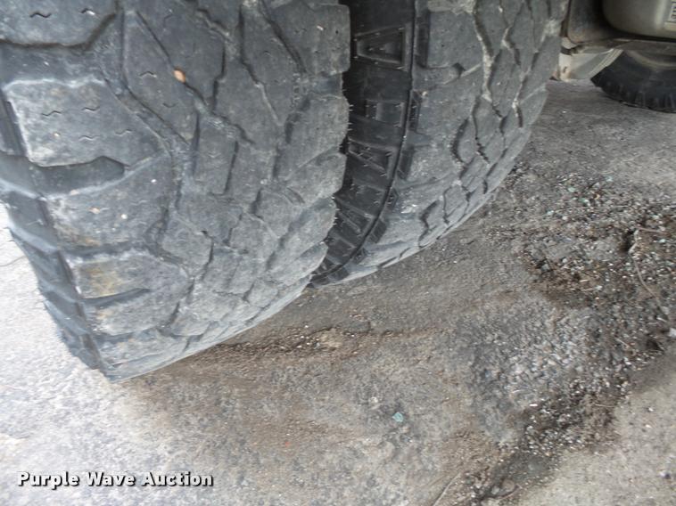 image for item K3333 2008 Ford F350 Super Duty utility bed pickup truck