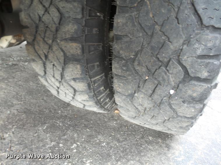 image for item K3333 2008 Ford F350 Super Duty utility bed pickup truck