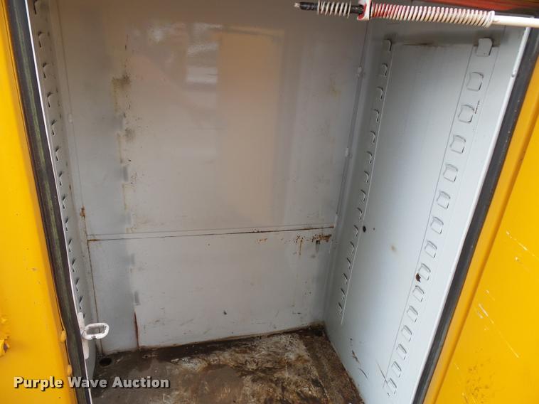 image for item K3333 2008 Ford F350 Super Duty utility bed pickup truck