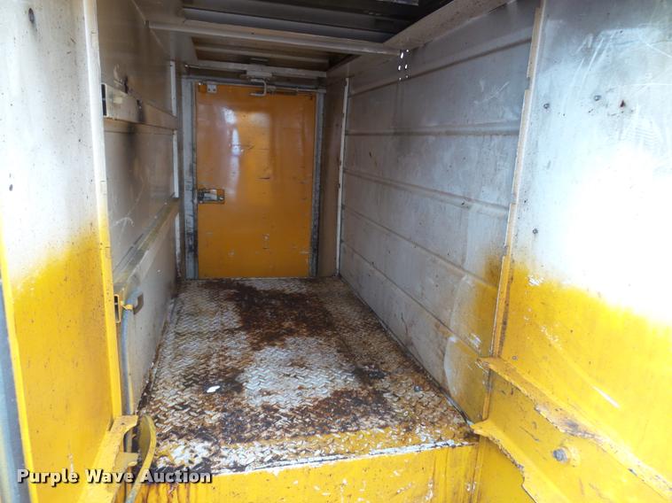 image for item K3333 2008 Ford F350 Super Duty utility bed pickup truck