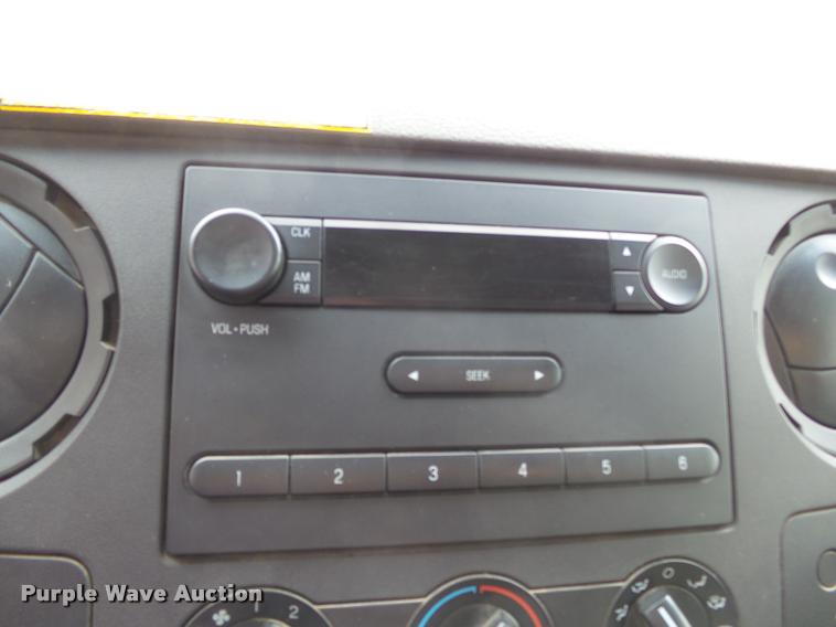 image for item K3333 2008 Ford F350 Super Duty utility bed pickup truck