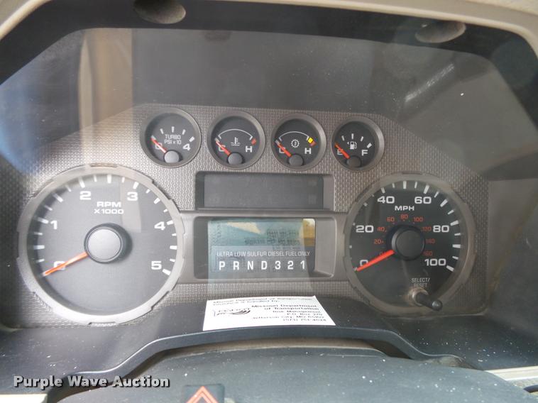 image for item K3333 2008 Ford F350 Super Duty utility bed pickup truck