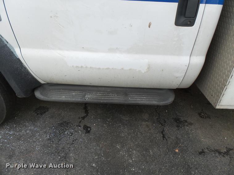 image for item K3334 2009 Ford F550 bucket truck