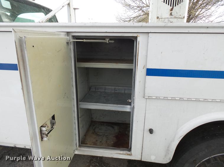 image for item K3334 2009 Ford F550 bucket truck