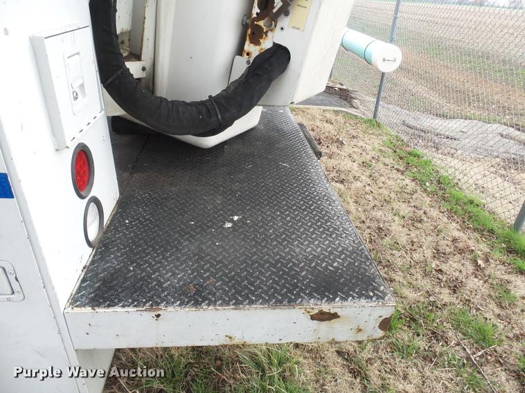 image for item K3334 2009 Ford F550 bucket truck