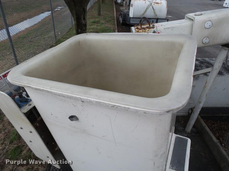 image for item K3334 2009 Ford F550 bucket truck