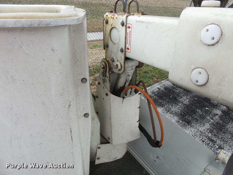 image for item K3334 2009 Ford F550 bucket truck