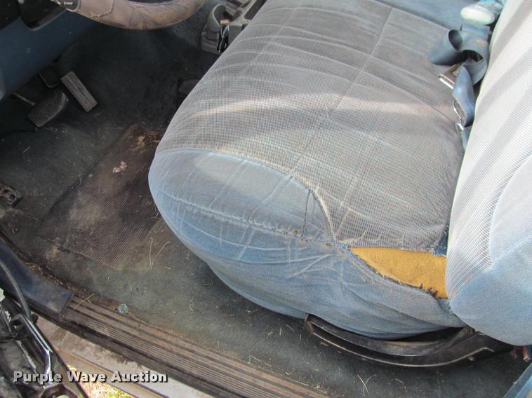 image for item K4994 1994 Ford F150 XLT SuperCab pickup truck