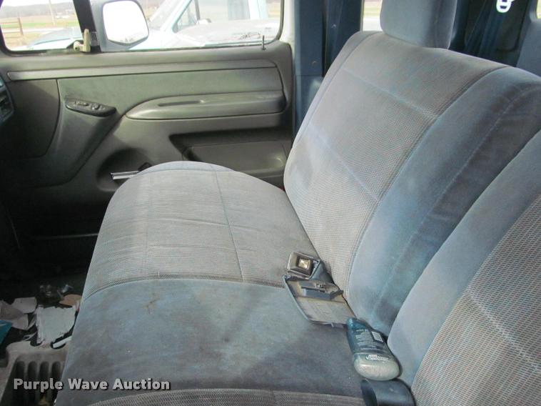 image for item K4994 1994 Ford F150 XLT SuperCab pickup truck