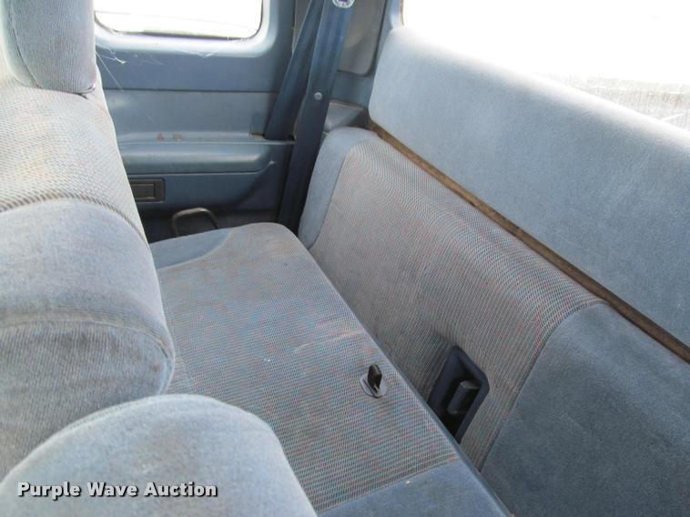 image for item K4994 1994 Ford F150 XLT SuperCab pickup truck