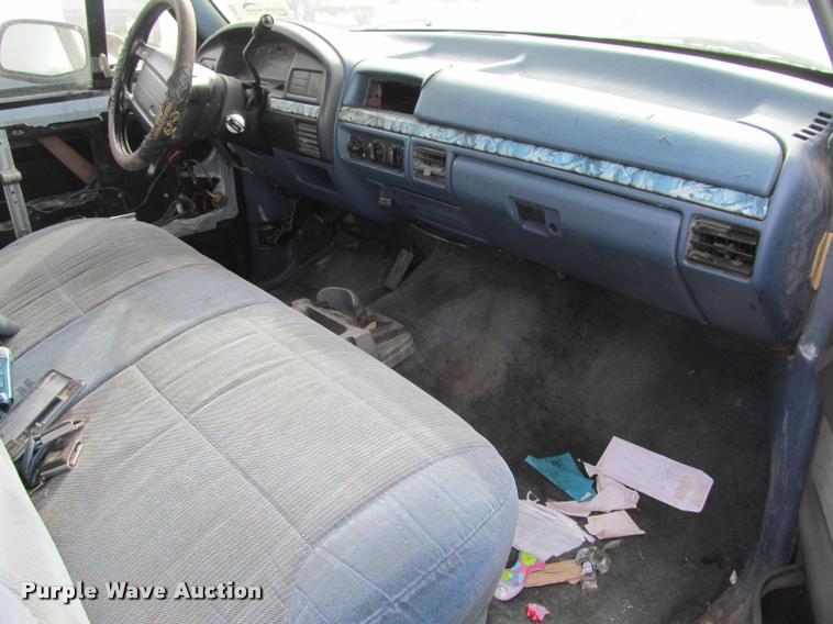 image for item K4994 1994 Ford F150 XLT SuperCab pickup truck