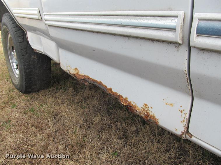 image for item K4994 1994 Ford F150 XLT SuperCab pickup truck