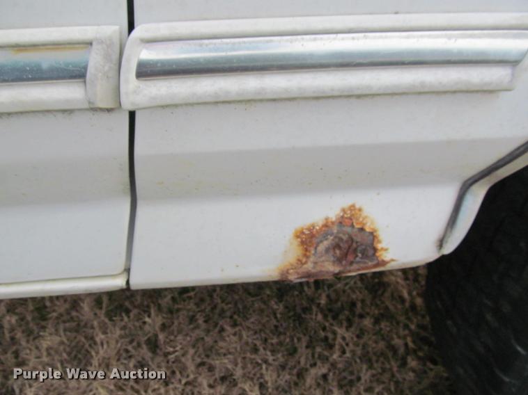 image for item K4994 1994 Ford F150 XLT SuperCab pickup truck