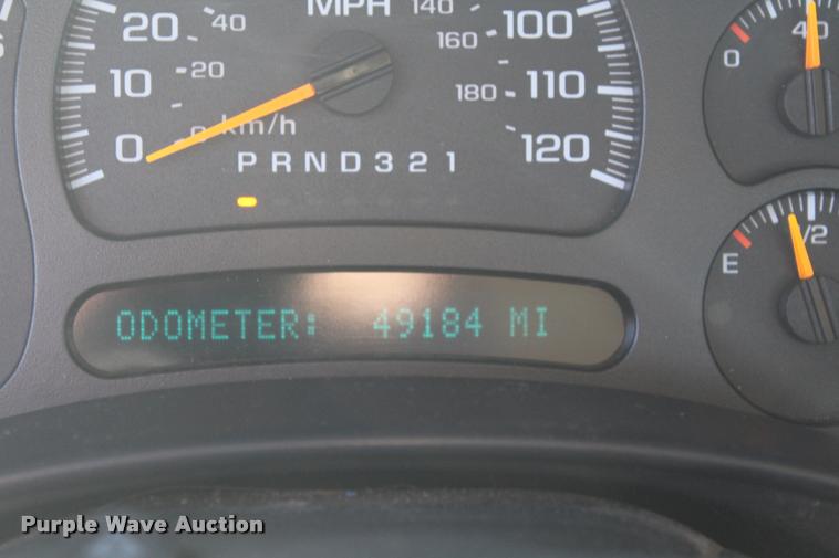 image for item K5782 2007 Chevrolet Silverado Classic 2500HD Ext. Cab utility bed pickup truck